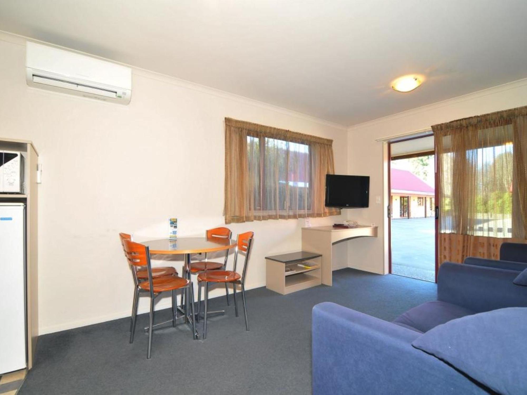 ג'רלדין Asure Scenic Route Motor Lodge חדר תמונה