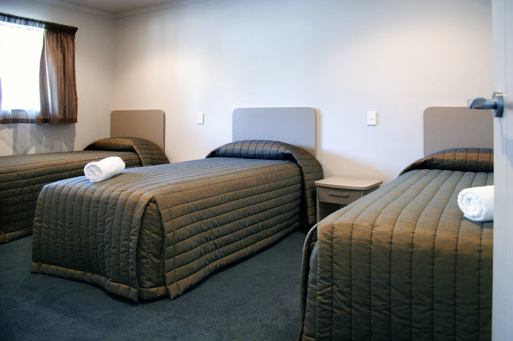 ג'רלדין Asure Scenic Route Motor Lodge מראה חיצוני תמונה