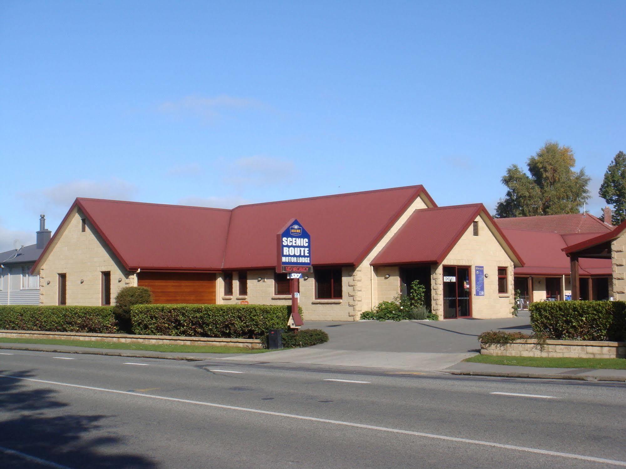 ג'רלדין Asure Scenic Route Motor Lodge מראה חיצוני תמונה