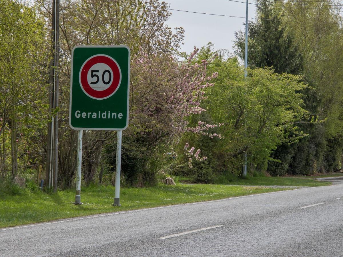 ג'רלדין Asure Scenic Route Motor Lodge מראה חיצוני תמונה